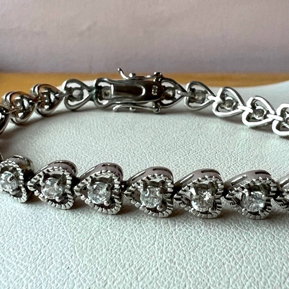 925 STERLING SILVER CZ CUBIC ZIRCONIA HEART SHAPE TENNIS BRACELET ROMANTIC LOVE